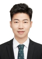 李元龙 照片