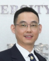 李华雄 照片
