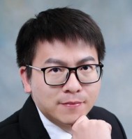 王成 照片