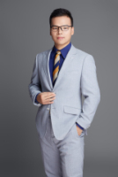 李阳 照片