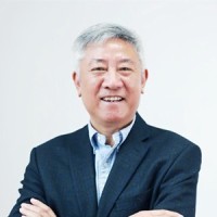 潘毅 照片