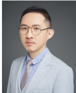 邱伟云 照片