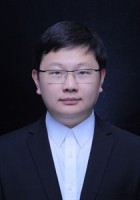 邱博 照片