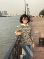 申琦 照片
