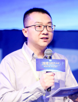 邵栋 照片