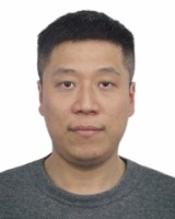 汤琨 照片