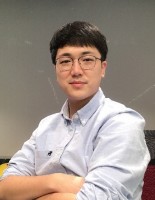 王啸 照片