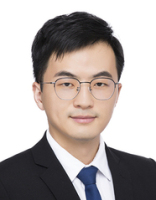 王志 照片