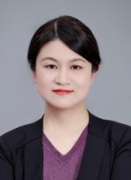 徐薇 照片
