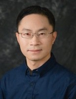 肖鹏峰 照片