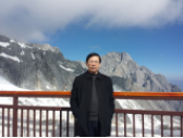 岳谦厚 照片