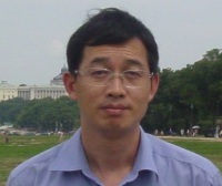 殷江 照片