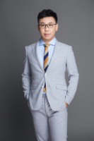 张斌 照片