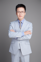 张桐 照片