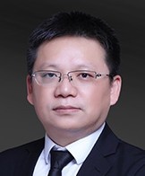 赵坤 照片