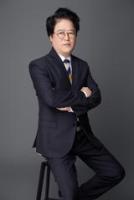 郑建明 照片