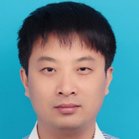周俊 照片