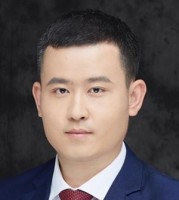 吴坤 照片