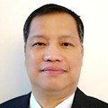 陈洪龄 照片