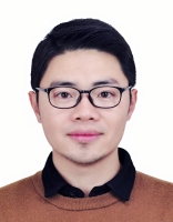 刘轩 照片