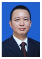 李辉 照片