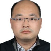 李海 照片