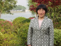 冒乔玲 照片