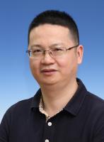 王国伟 照片