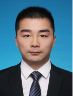 王盛年 照片