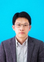 崔海华 照片