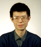 曾庆生 照片