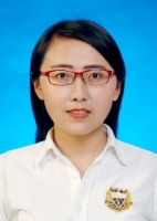 陈妮 照片