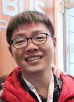 陈志明 照片