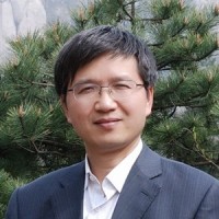 何建平 照片