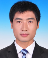 晋本周 照片