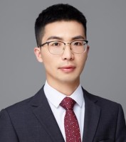 阚银辉 照片