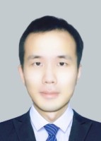 向岷 照片
