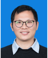 尤文龙 照片