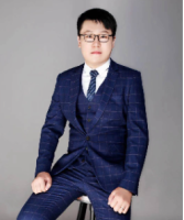 杨一帆 照片