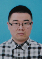 张寅 照片