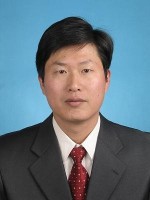 许东 照片