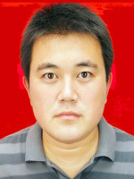 封锋 照片