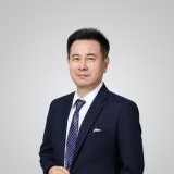 陆明 照片