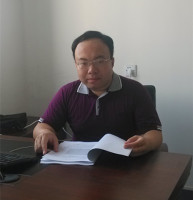 张腾 照片