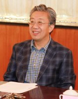 曹福亮 照片