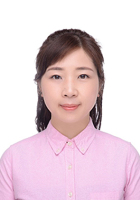 刘奕琳 照片