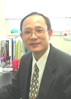 唐罗忠 照片