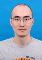 喻孜 照片