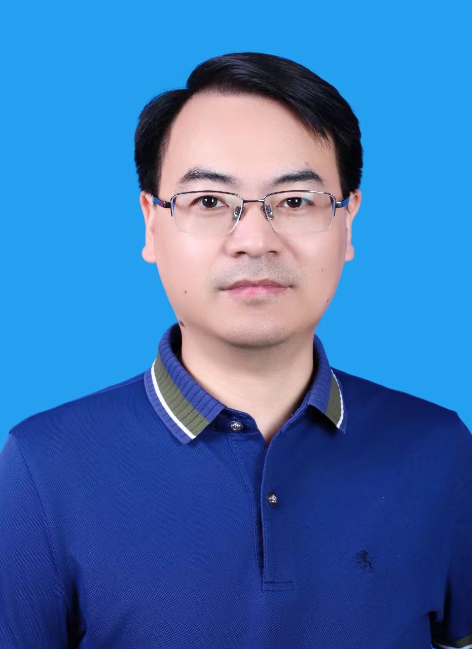 业巧林 照片