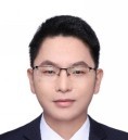 杨合 照片